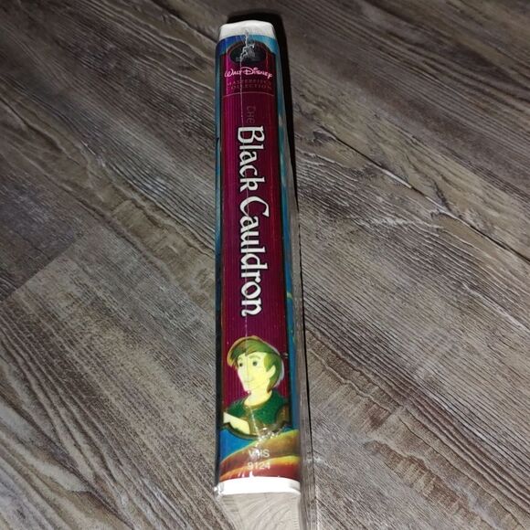 NEW Disney Masterpiece The Black Cauldron VHS 1998 SEALED RARE Vintage - Picture 6 of 6